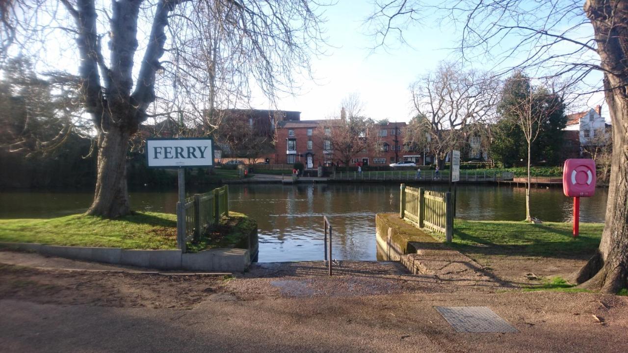 47 Wetherby Way, 3 Bedrooms, Sleeps 6, Easy Walk To Town, Parking, Self Catering, Great View Stratford-upon-Avon Dış mekan fotoğraf