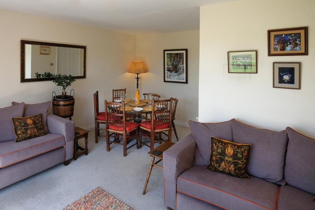 47 Wetherby Way, 3 Bedrooms, Sleeps 6, Easy Walk To Town, Parking, Self Catering, Great View Stratford-upon-Avon Dış mekan fotoğraf