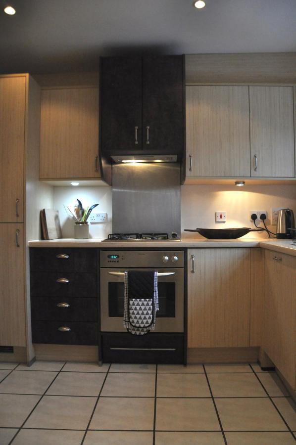 47 Wetherby Way, 3 Bedrooms, Sleeps 6, Easy Walk To Town, Parking, Self Catering, Great View Stratford-upon-Avon Dış mekan fotoğraf