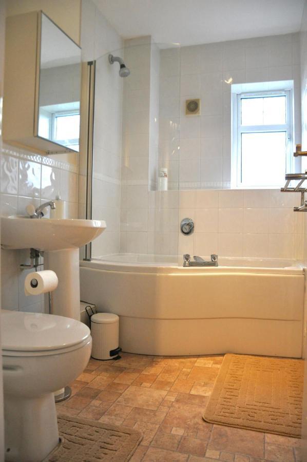47 Wetherby Way, 3 Bedrooms, Sleeps 6, Easy Walk To Town, Parking, Self Catering, Great View Stratford-upon-Avon Dış mekan fotoğraf